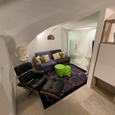 Loft “Cinema Galleria” Apartment Bari Exterior foto