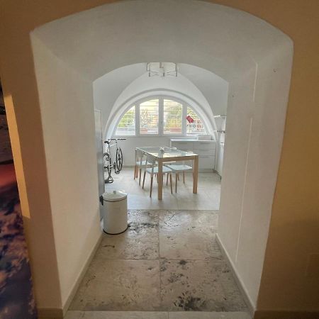 Loft “Cinema Galleria” Apartment Bari Exterior foto
