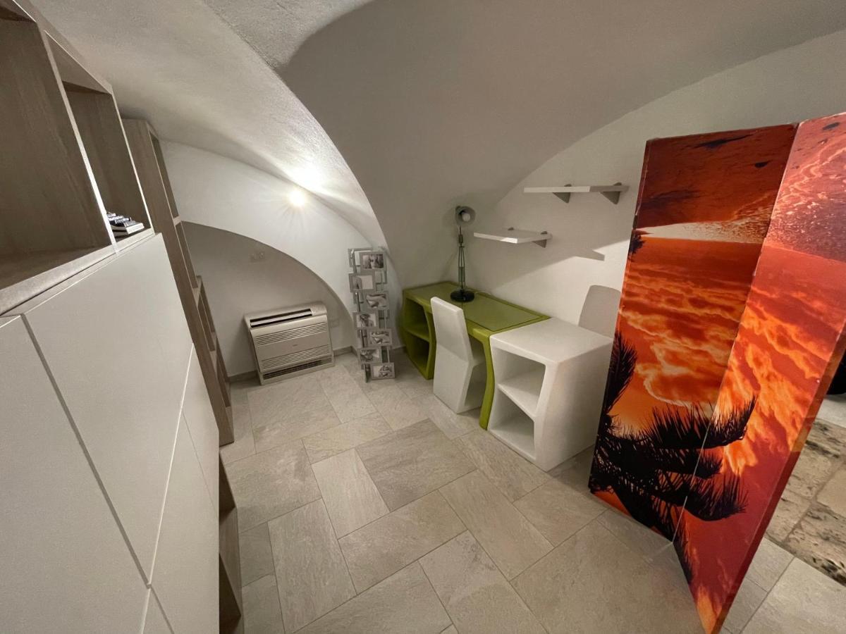 Loft “Cinema Galleria” Apartment Bari Exterior foto
