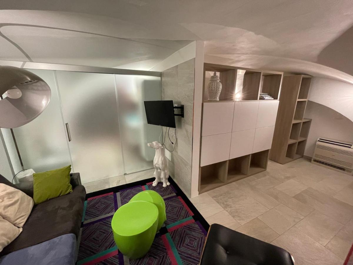 Loft “Cinema Galleria” Apartment Bari Exterior foto