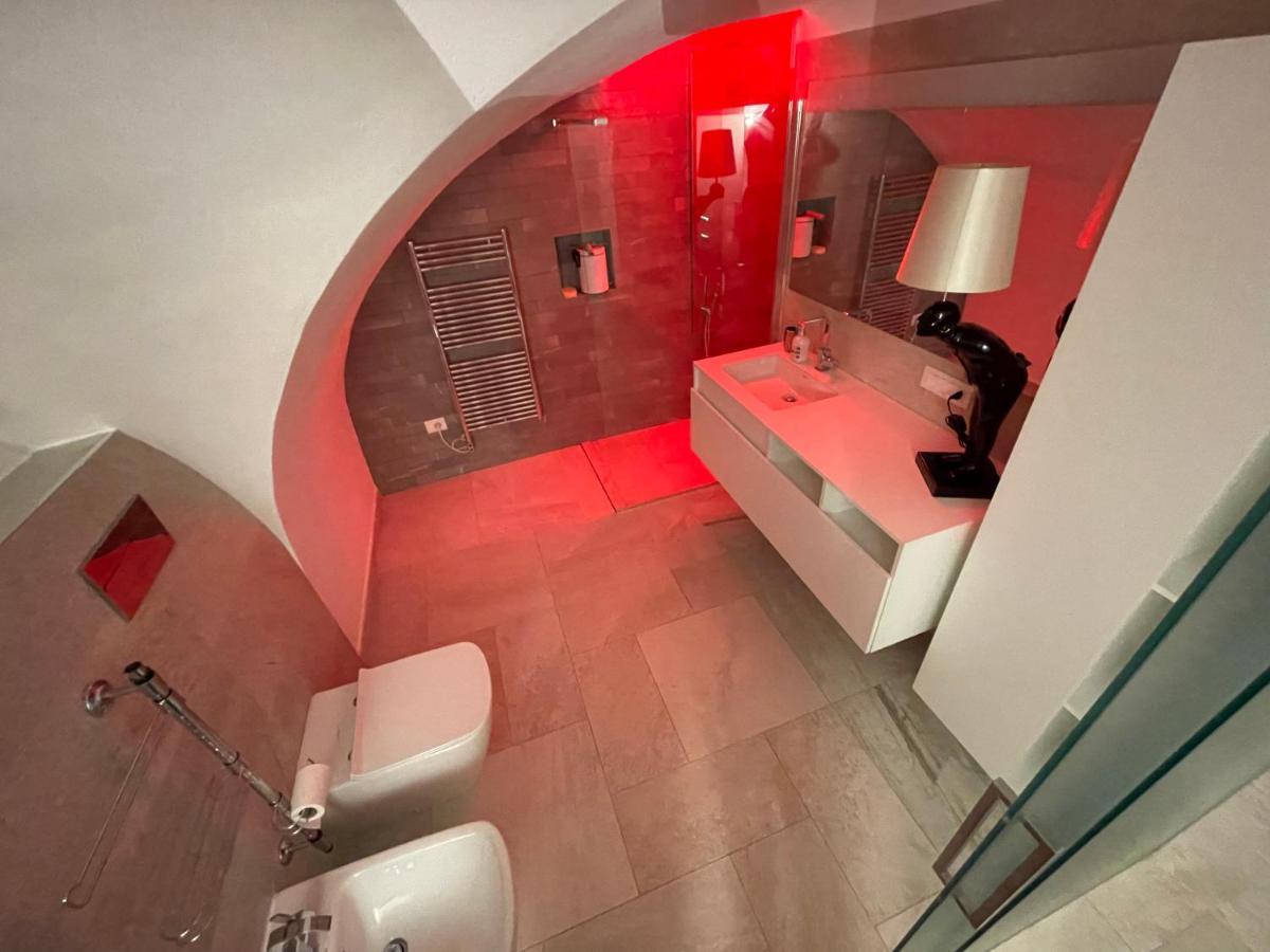 Loft “Cinema Galleria” Apartment Bari Exterior foto
